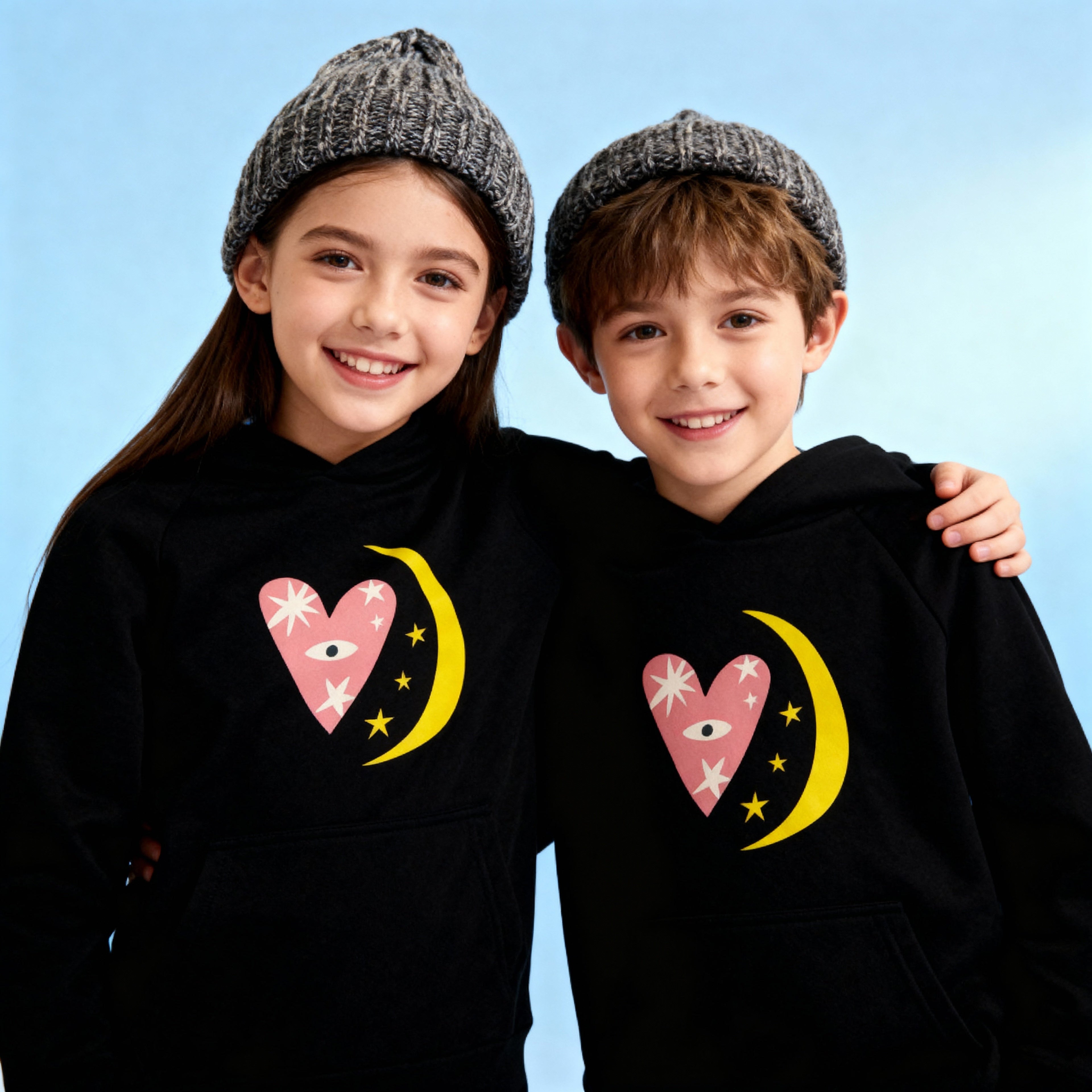 Sudadera con capucha Luna y Corazón BüBe