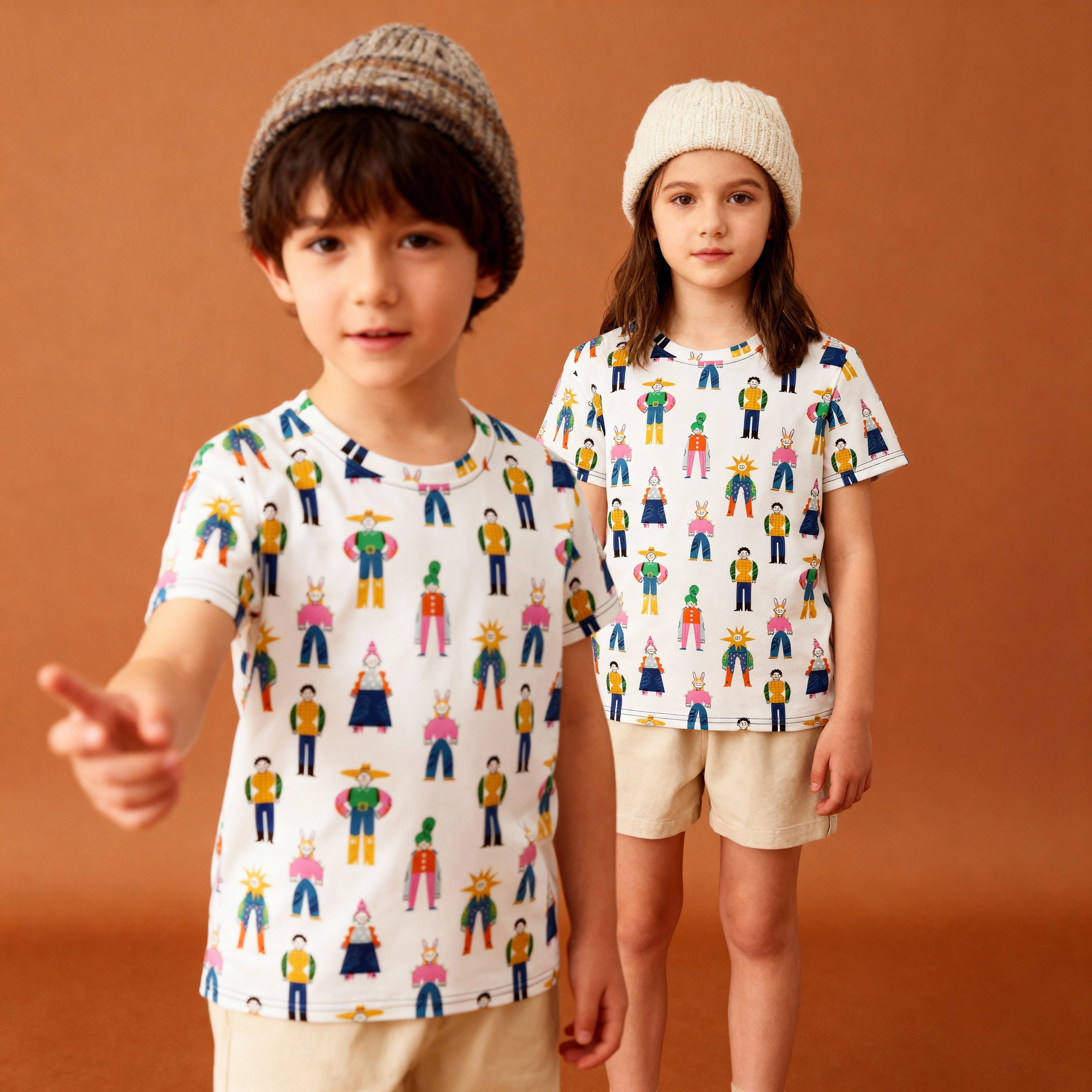 Camiseta infantil Personajes de Colores BüBe